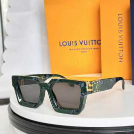 Picture of Louis Vuitton Sunglasses _SKUfw75841787fw